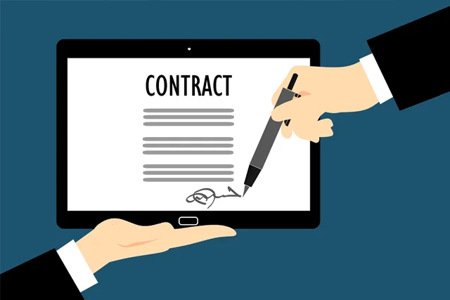 Contract Law Lawyer / attorney